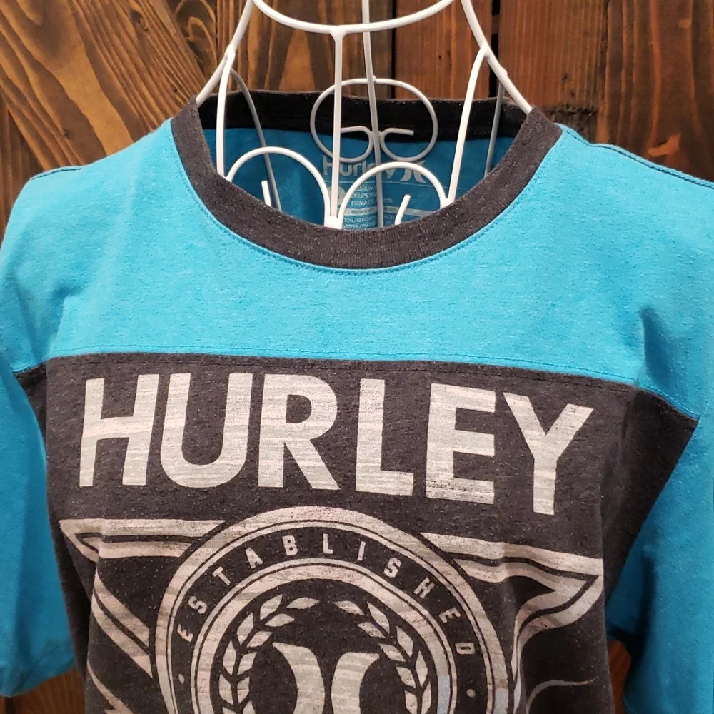 Hurley - Picture 4 of 8